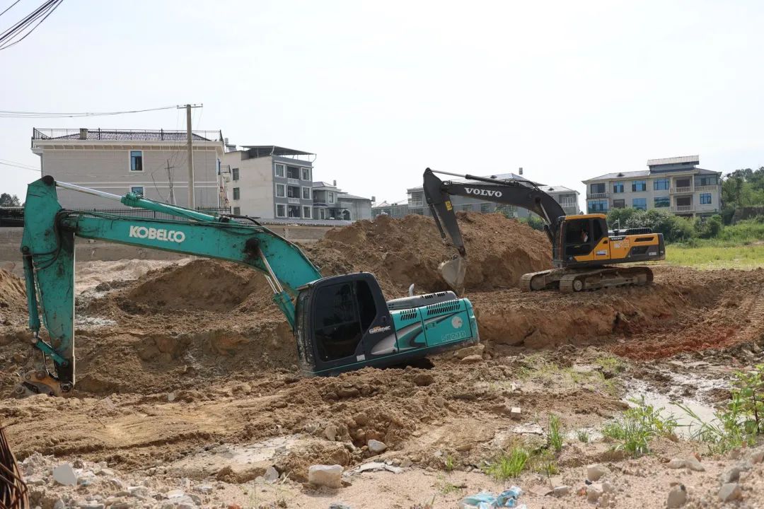 fadbb9075418a2e4c1c6160ee95ca585.jpg fadbb9075418a2e4c1c6160ee95ca585.jpg