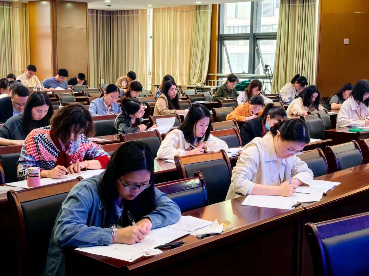 通城城發(fā)集團(tuán)2025年上半年第一批公開(kāi)招...